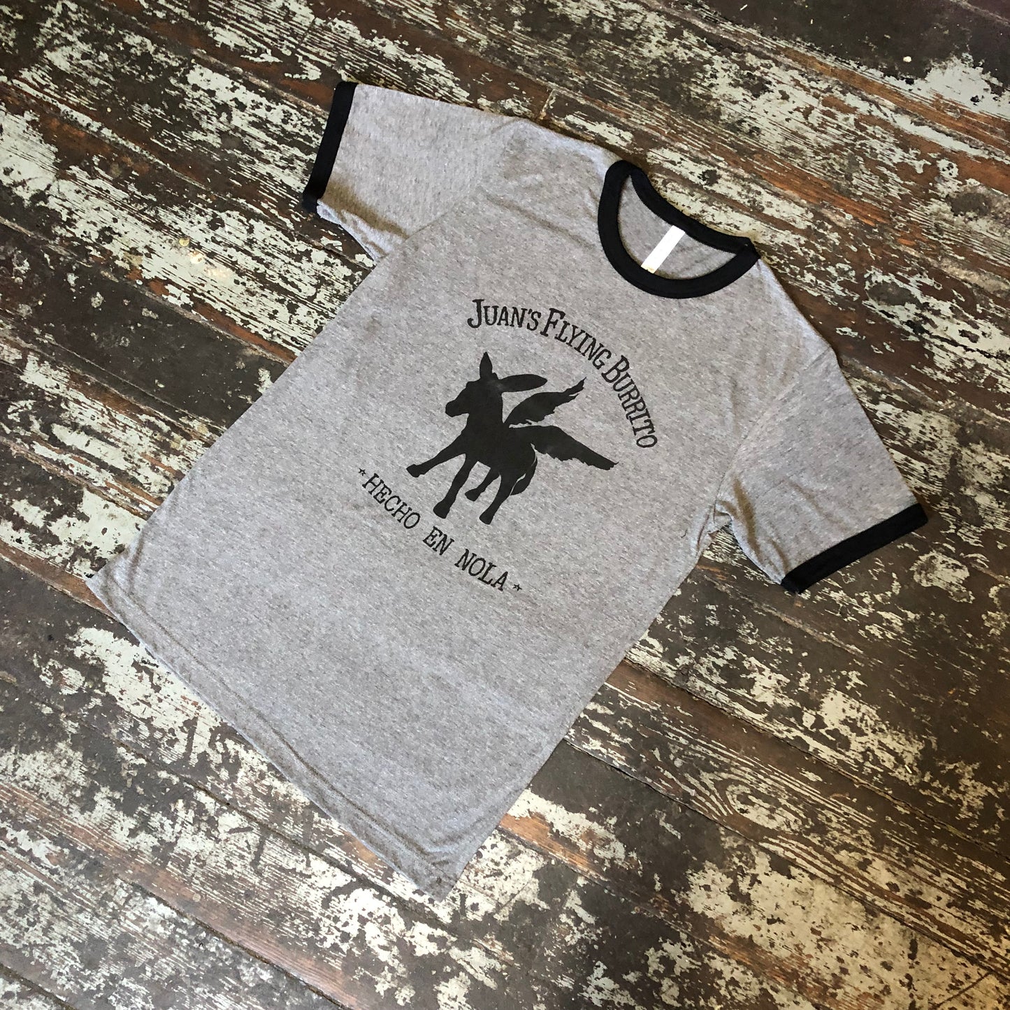 Grey & Black Hecho Ringer